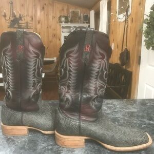 R.Watson smoke grey Cape buffalo.Size 12 D.